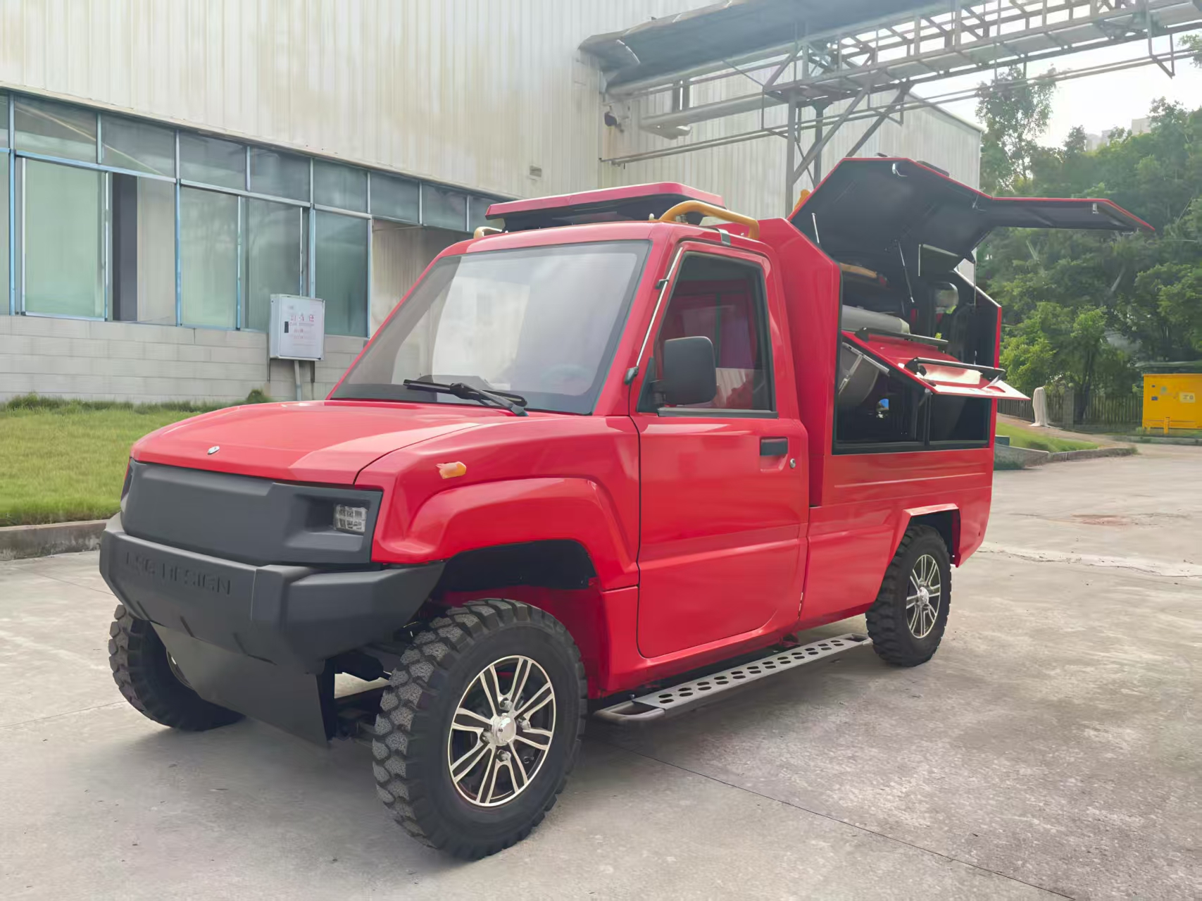 Как он управляет технологическим управлением Mini Fire Truct Adder Ev Fire Risk в сообществах, парковках и торговых центрах?
